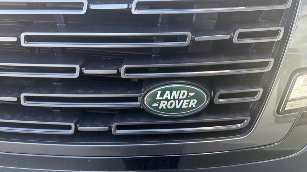 Land Rover Range Rover 3.0 P440e Autobiography 4dr Auto Estate - Image 23