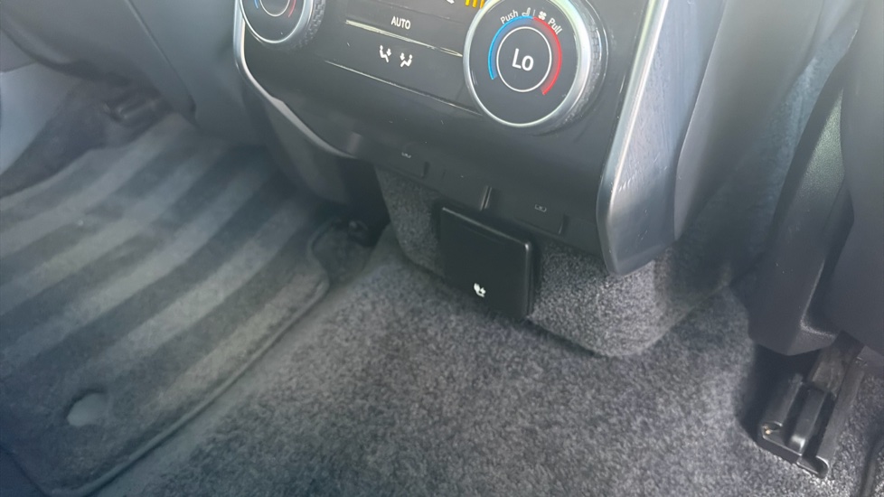 Land Rover Range Rover 3.0 P440e Autobiography 4dr Auto Estate - Image 43
