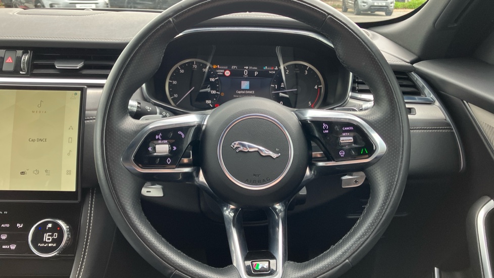 Jaguar F-Pace 2.0 D200 R-Dynamic S 5dr Auto AWD Diesel Estate - Image 15