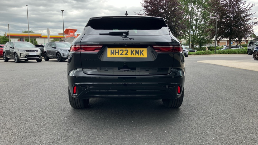 Jaguar F-Pace 2.0 D200 R-Dynamic S 5dr Auto AWD Diesel Estate - Image 21