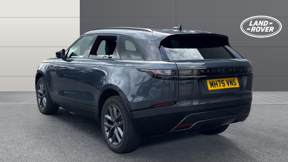 Land Rover Range Rover Velar 2.0 D200 MHEV Dynamic SE 5dr Auto Diesel Estate - Image 2
