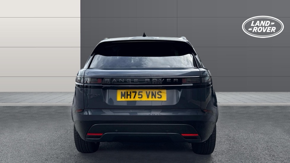 Land Rover Range Rover Velar 2.0 D200 MHEV Dynamic SE 5dr Auto Diesel Estate - Image 6