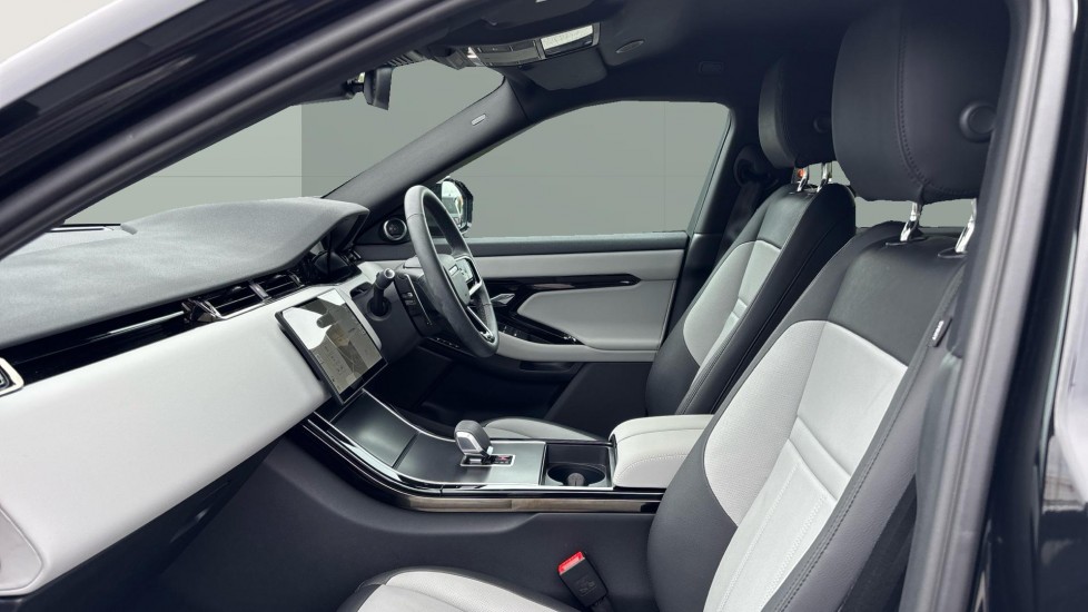 Land Rover Range Rover Evoque 2.0 D200 Dynamic SE 5dr Auto Diesel Hatchback - Image 3