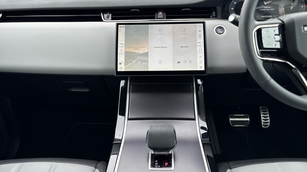 Land Rover Range Rover Evoque 2.0 D200 Dynamic SE 5dr Auto Diesel Hatchback - Image 14