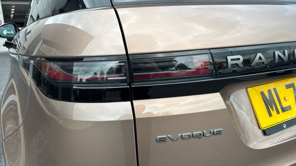 Land Rover Range Rover Evoque 2.0 D165 S 5dr Auto Diesel Hatchback - Image 19
