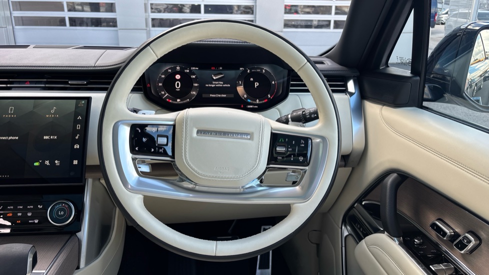 Land Rover Range Rover 3.0 D350 First Edition 4dr Auto Diesel Estate - Image 15