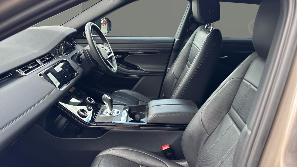Land Rover Range Rover Evoque 1.5 P300e R-Dynamic SE 5dr Auto Hatchback - Image 3
