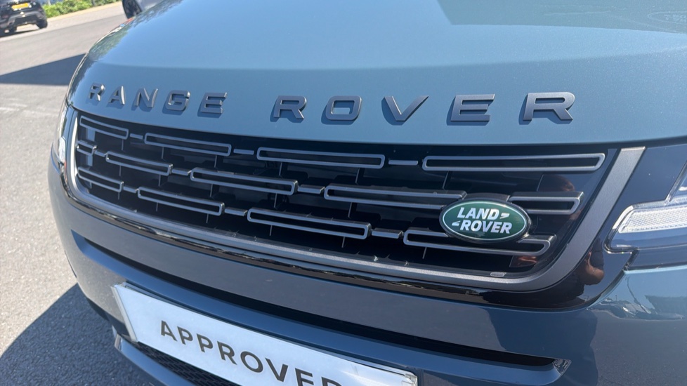 Land Rover Range Rover Evoque 2.0 D200 Dynamic SE 5dr Auto Diesel Hatchback - Image 23