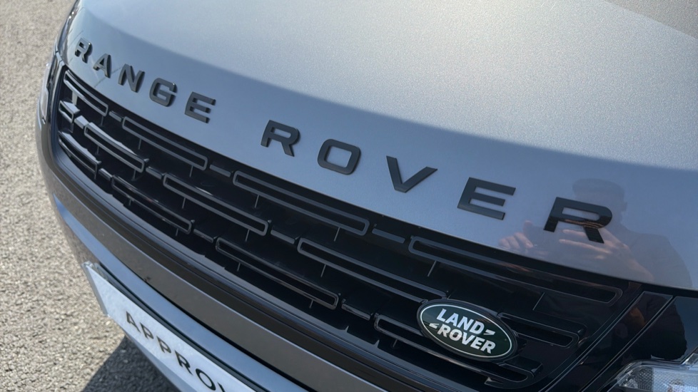 Land Rover Range Rover Evoque 2.0 D200 Dynamic SE 5dr Auto Diesel Hatchback - Image 26