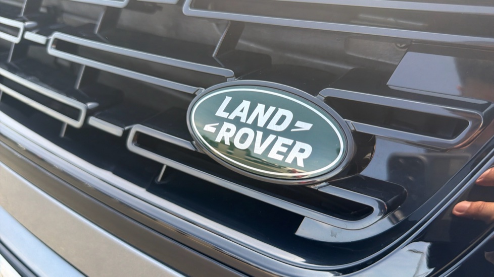Land Rover Range Rover Evoque 2.0 D200 Dynamic SE 5dr Auto Diesel Hatchback - Image 27