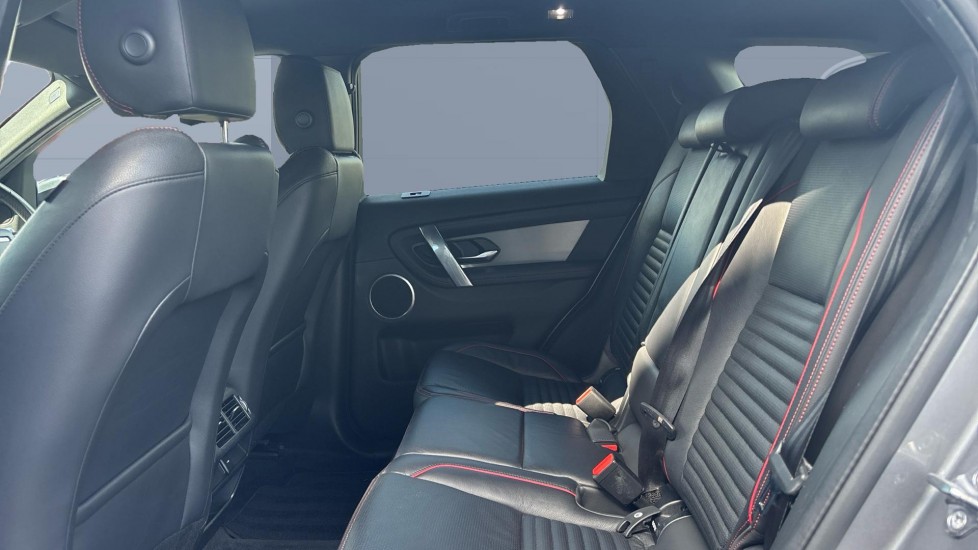Land Rover Discovery Sport 2.0 D165 R-Dynamic S Plus 5dr Auto Diesel Station Wagon - Image 4