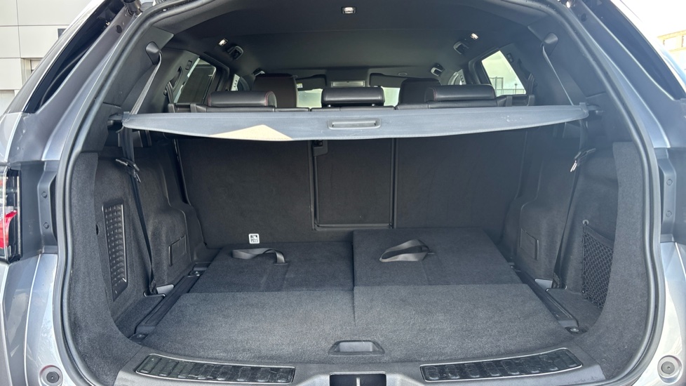 Land Rover Discovery Sport 2.0 D165 R-Dynamic S Plus 5dr Auto Diesel Station Wagon - Image 10
