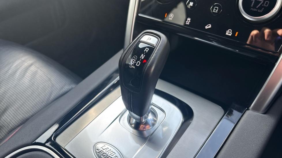 Land Rover Discovery Sport 2.0 D165 R-Dynamic S Plus 5dr Auto Diesel Station Wagon - Image 13