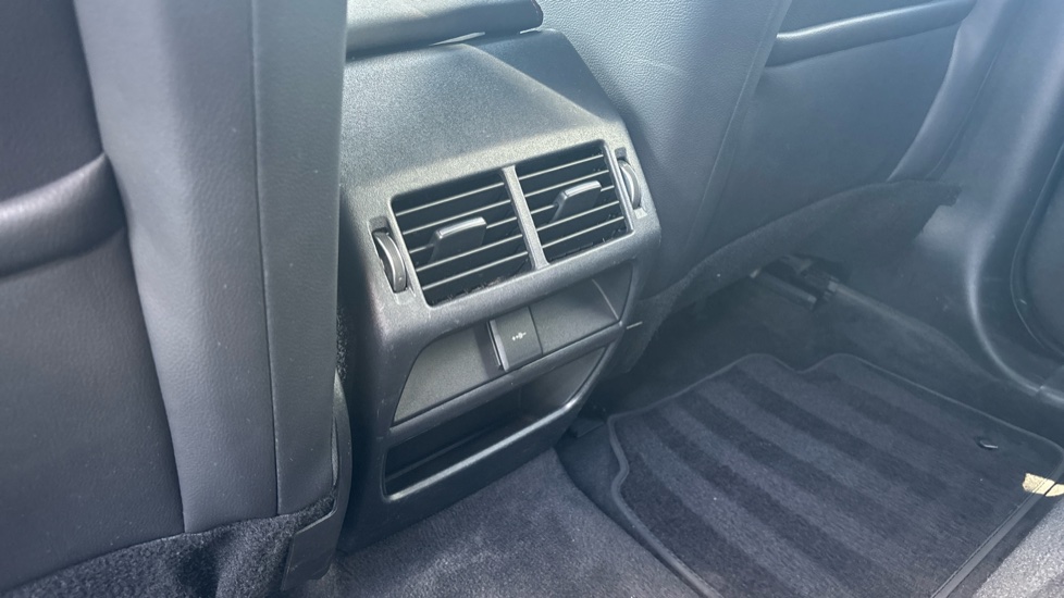 Land Rover Discovery Sport 2.0 D165 R-Dynamic S Plus 5dr Auto Diesel Station Wagon - Image 18