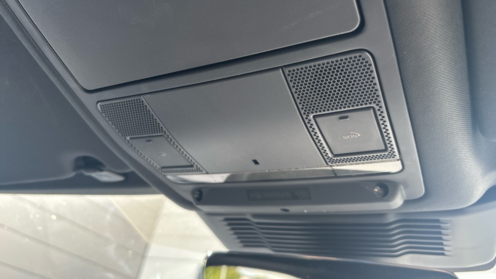 Land Rover Discovery Sport 2.0 D165 R-Dynamic S Plus 5dr Auto Diesel Station Wagon - Image 26