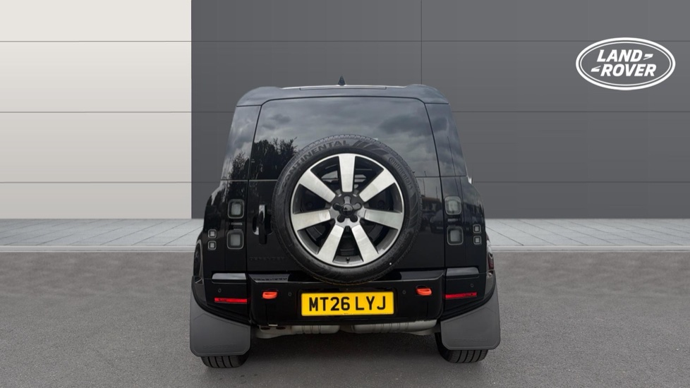 Land Rover Defender 3.0 D350 X 110 5dr Auto [7 Seat] Diesel Estate - Image 6