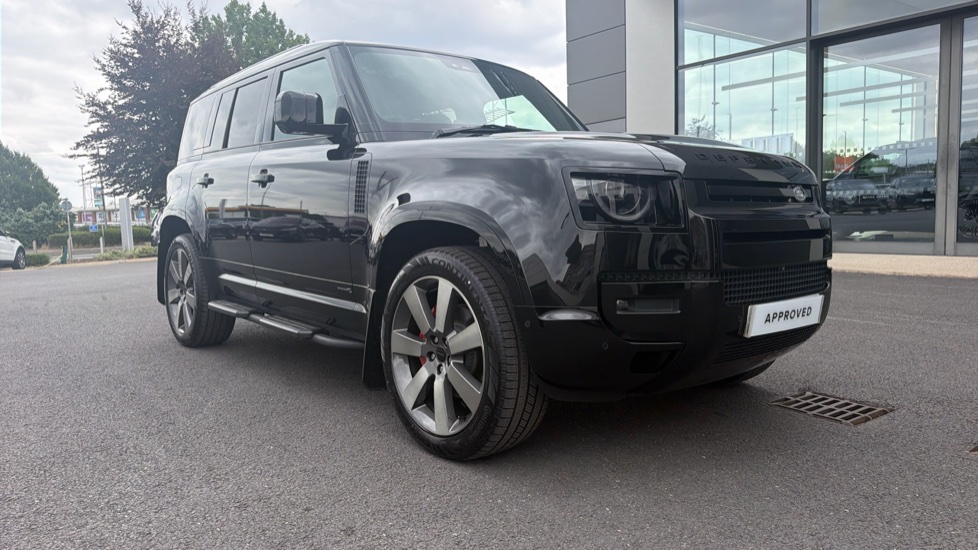Land Rover Defender 3.0 D350 X 110 5dr Auto [7 Seat] Diesel Estate - Image 31
