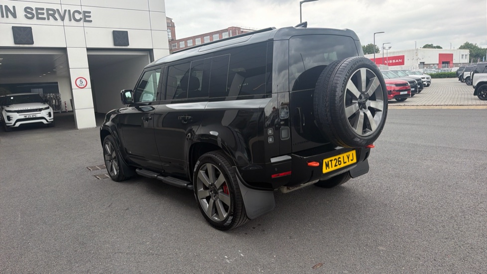 Land Rover Defender 3.0 D350 X 110 5dr Auto [7 Seat] Diesel Estate - Image 40