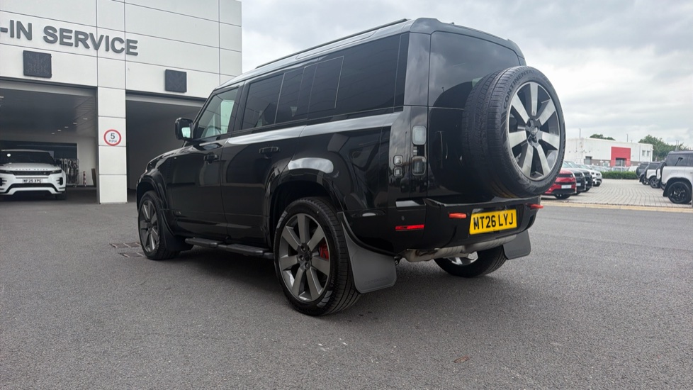 Land Rover Defender 3.0 D350 X 110 5dr Auto [7 Seat] Diesel Estate - Image 41