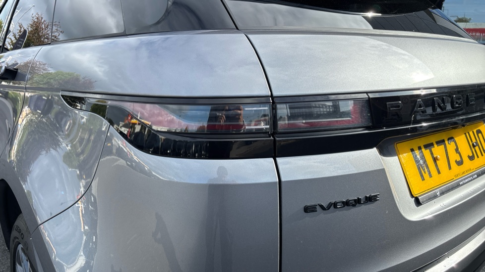 Land Rover Range Rover Evoque 2.0 D200 S 5dr Auto Diesel Hatchback - Image 19