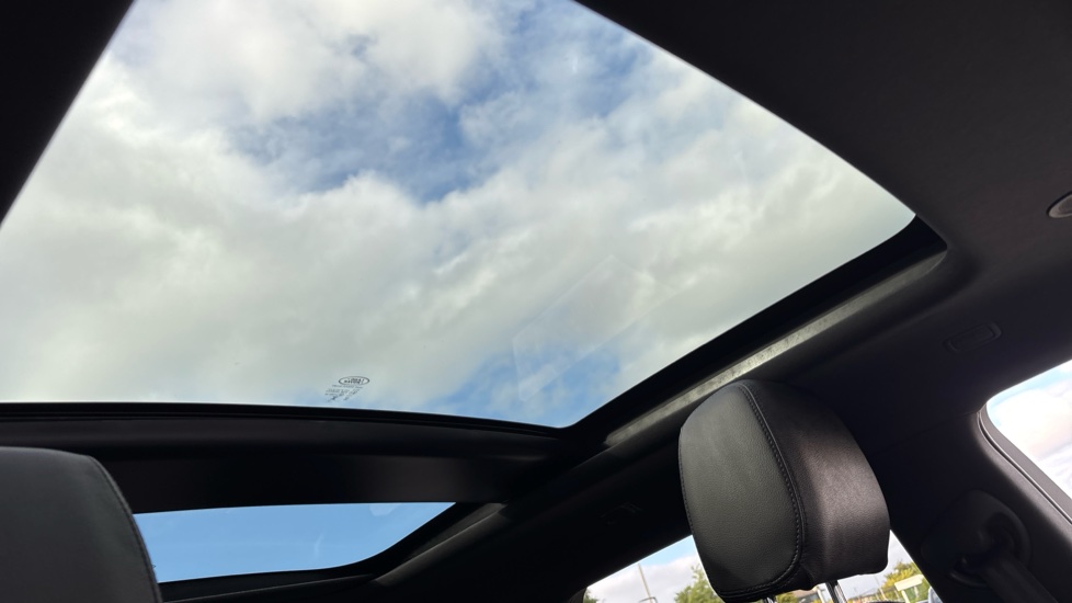 Land Rover Range Rover Evoque 2.0 D200 S 5dr Auto Diesel Hatchback - Image 21