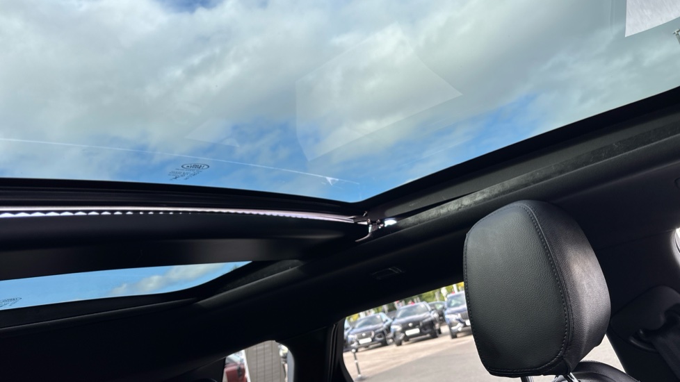 Land Rover Range Rover Evoque 2.0 D200 S 5dr Auto Diesel Hatchback - Image 45