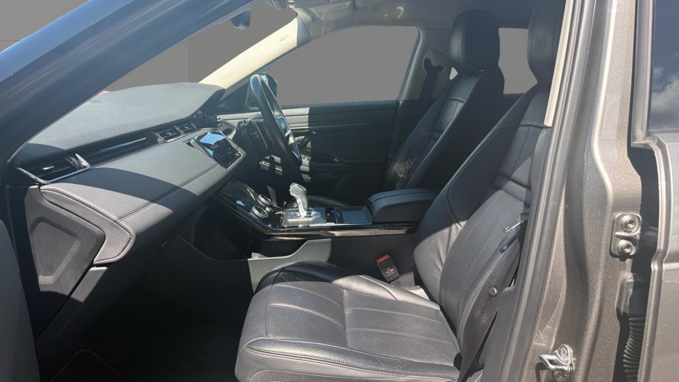 Land Rover Range Rover Evoque 1.5 P300e R-Dynamic SE 5dr Auto Hatchback - Image 3