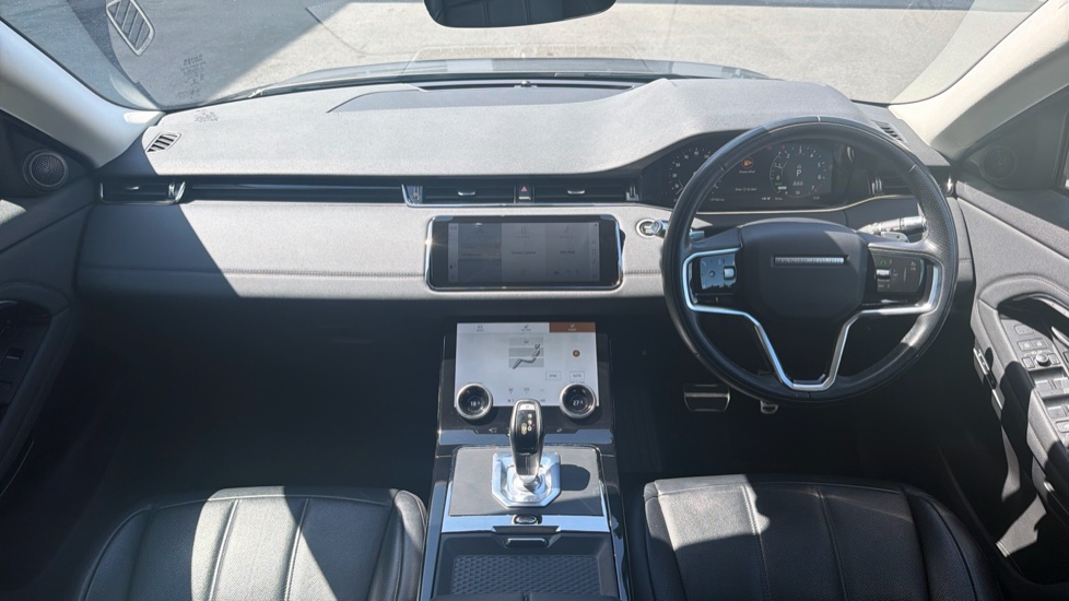 Land Rover Range Rover Evoque 1.5 P300e R-Dynamic SE 5dr Auto Hatchback - Image 9