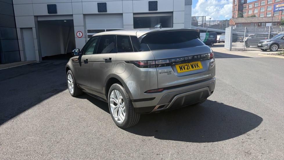 Land Rover Range Rover Evoque 1.5 P300e R-Dynamic SE 5dr Auto Hatchback - Image 42