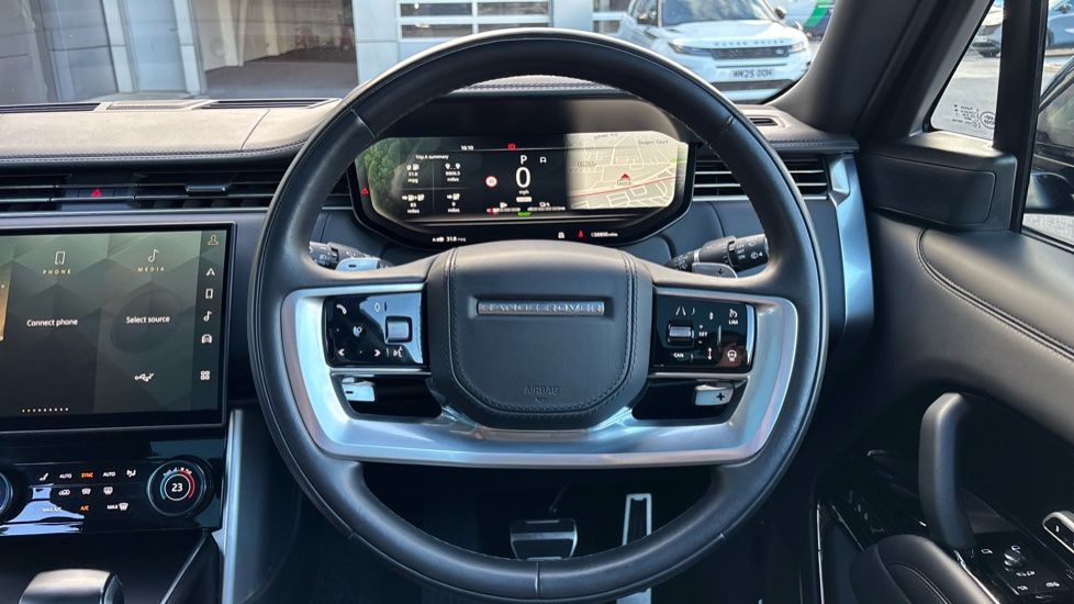 Land Rover Range Rover 3.0 P510e SV 4dr Auto Estate - Image 15