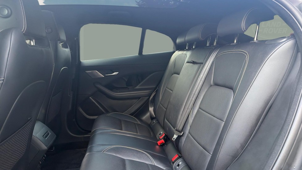 Jaguar I-Pace 294kW EV400 Black 90kWh 5dr Auto [11kW Charger] Electric Estate - Image 4
