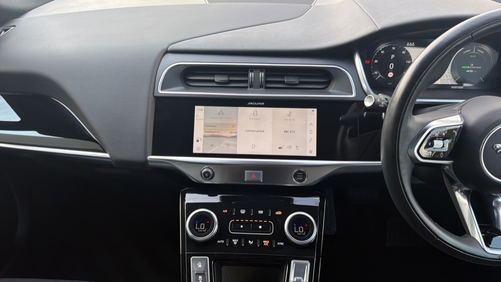 Jaguar I-Pace 294kW EV400 Black 90kWh 5dr Auto [11kW Charger] Electric Estate - Image 14