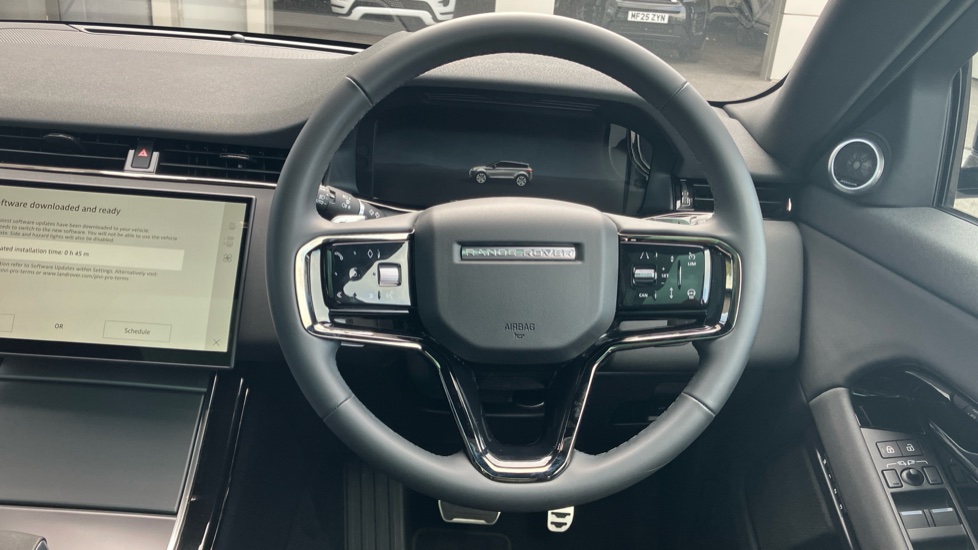 Land Rover Range Rover Evoque 2.0 D200 Dynamic SE 5dr Auto Diesel Hatchback - Image 15