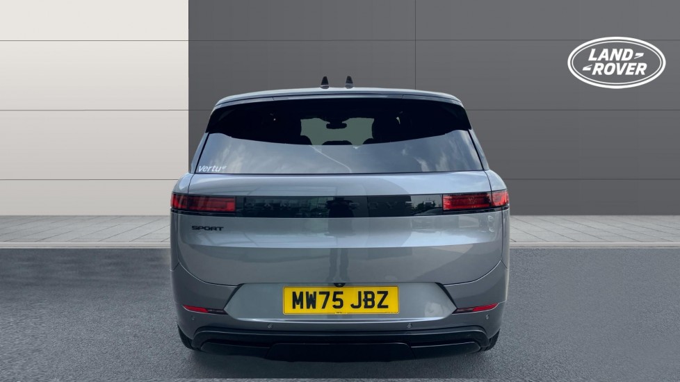 Land Rover Range Rover Sport 3.0 D300 Dynamic SE 5dr Auto Diesel Estate - Image 6