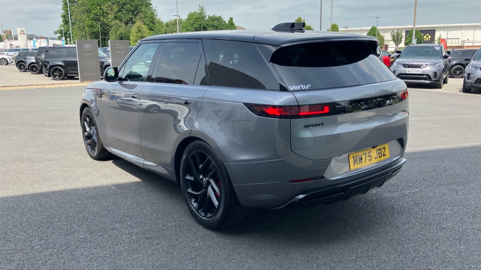 Land Rover Range Rover Sport 3.0 D300 Dynamic SE 5dr Auto Diesel Estate - Image 24