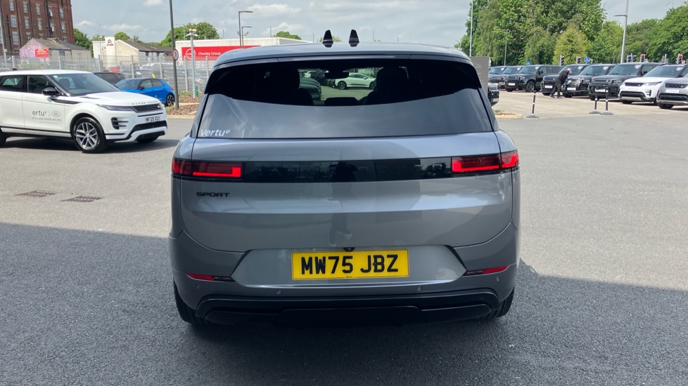 Land Rover Range Rover Sport 3.0 D300 Dynamic SE 5dr Auto Diesel Estate - Image 25