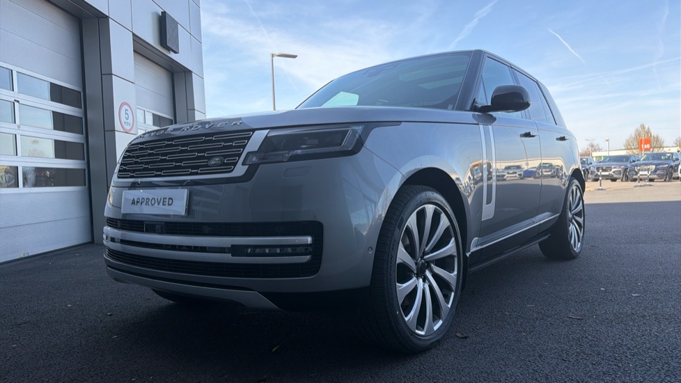 Land Rover Range Rover 3.0 D350 Autobiography 4dr Auto Diesel Estate - Image 26