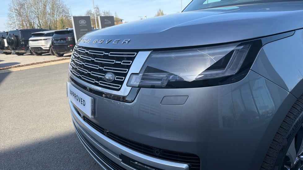 Land Rover Range Rover 3.0 D350 Autobiography 4dr Auto Diesel Estate - Image 34