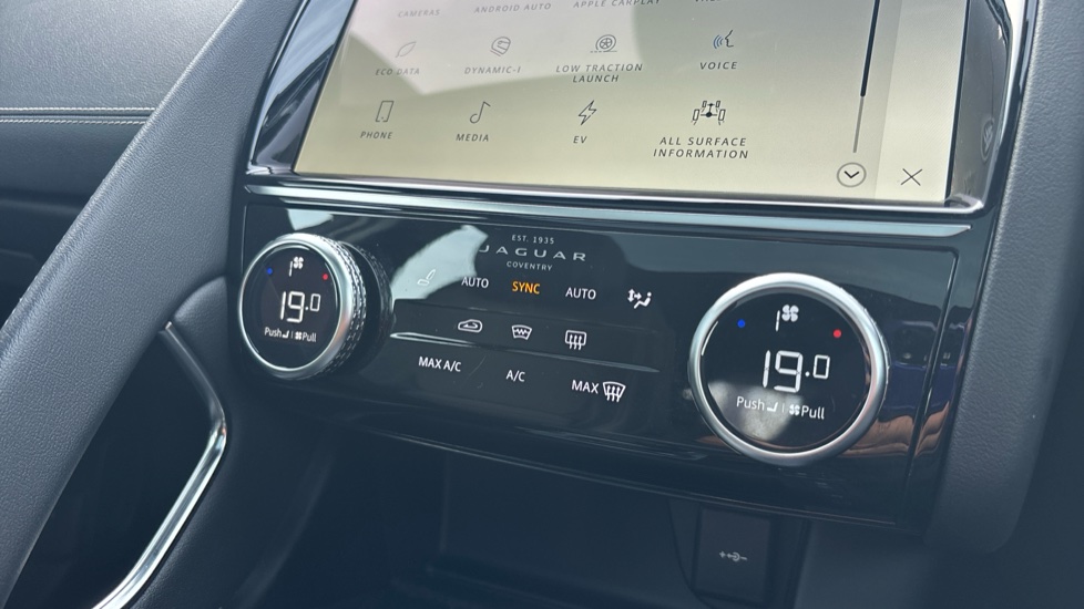 Jaguar E-Pace 1.5 P300e R-Dynamic S 5dr Auto Estate - Image 45