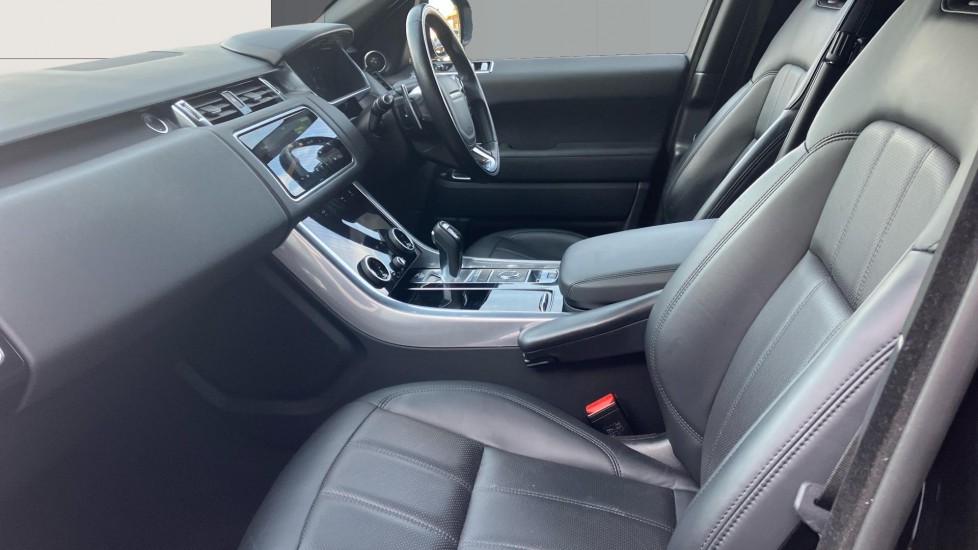 Land Rover Range Rover Sport 3.0 D300 HSE Silver 5dr Auto Diesel Estate - Image 3