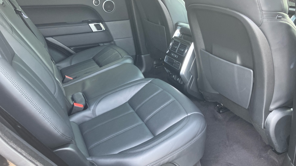 Land Rover Range Rover Sport 3.0 D300 HSE Silver 5dr Auto Diesel Estate - Image 32