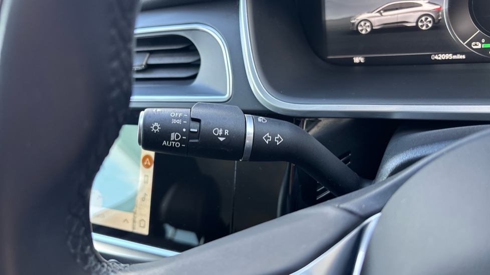 Jaguar I-Pace 294kW EV400 R-Dynamic HSE Black 90kWh 5dr Auto Electric Estate - Image 25