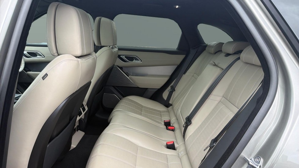 Land Rover Range Rover Velar 2.0 D240 R-Dynamic HSE 5dr Auto Diesel Estate - Image 4