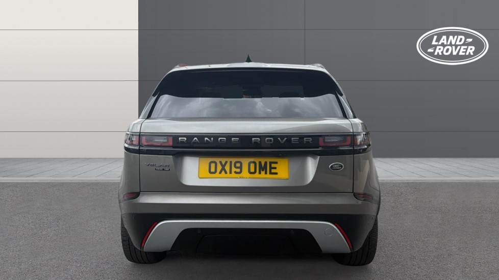 Land Rover Range Rover Velar 2.0 D240 R-Dynamic HSE 5dr Auto Diesel Estate - Image 6