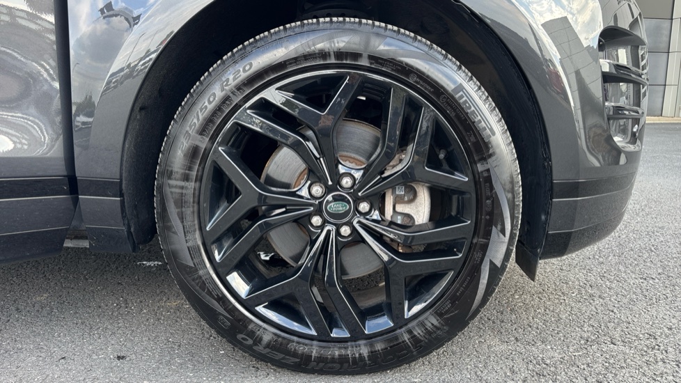 Land Rover Range Rover Evoque 1.5 P300e Evoque Edition 5dr Auto Hatchback - Image 8