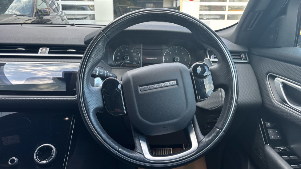 Land Rover Range Rover Velar 2.0 D240 R-Dynamic S 5dr Auto Diesel Estate - Image 15