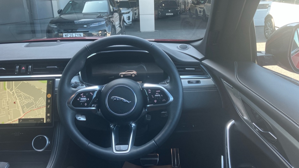 Jaguar F-Pace 2.0 D200 R-Dynamic SE Black 5dr Auto AWD Diesel Estate - Image 15