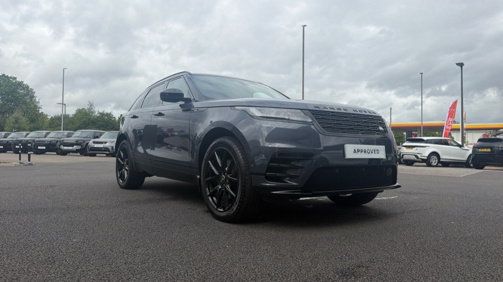 Land Rover Range Rover Velar 2.0 D200 MHEV Dynamic SE 5dr Auto Diesel Estate - Image 30