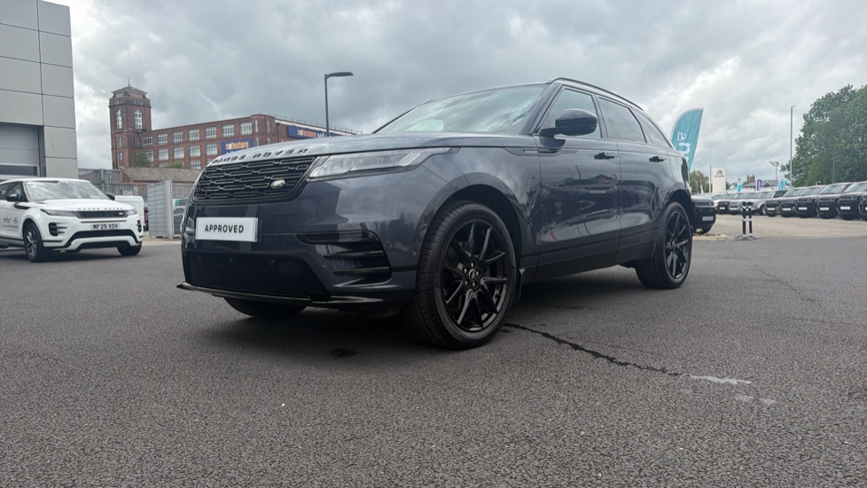 Land Rover Range Rover Velar 2.0 D200 MHEV Dynamic SE 5dr Auto Diesel Estate - Image 37