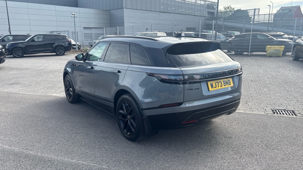 Land Rover Range Rover Velar 2.0 D200 MHEV Dynamic SE 5dr Auto Diesel Estate - Image 34